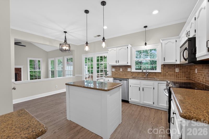 395 Runnymede Dr, Rock Hill, SC 29732