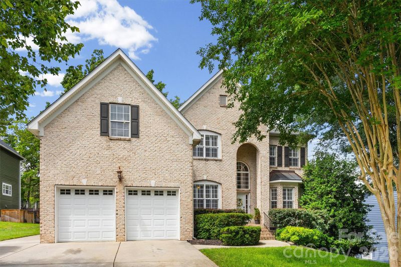 780 Fairway Point Dr, Tega Cay, SC 29708