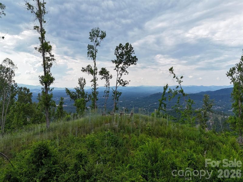 566 Elk Mountain Scenic Hw, Asheville, NC 28804