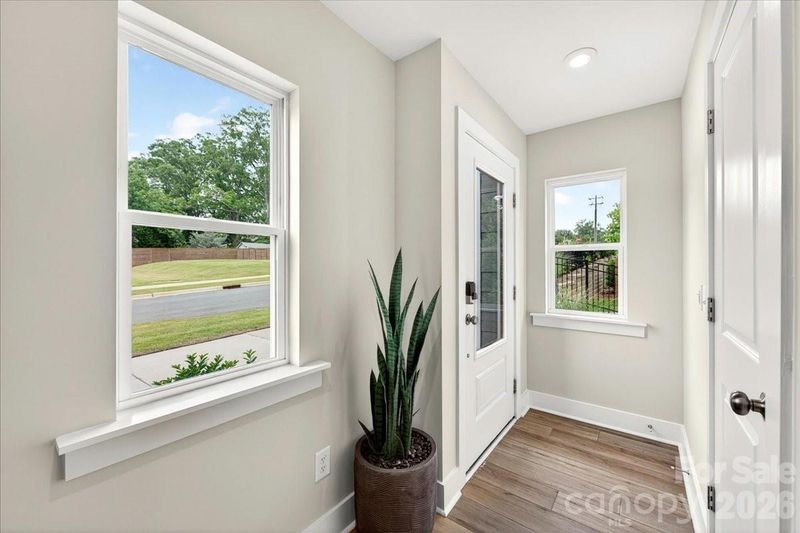 4032 Canvas Ct, Charlotte, NC 28205