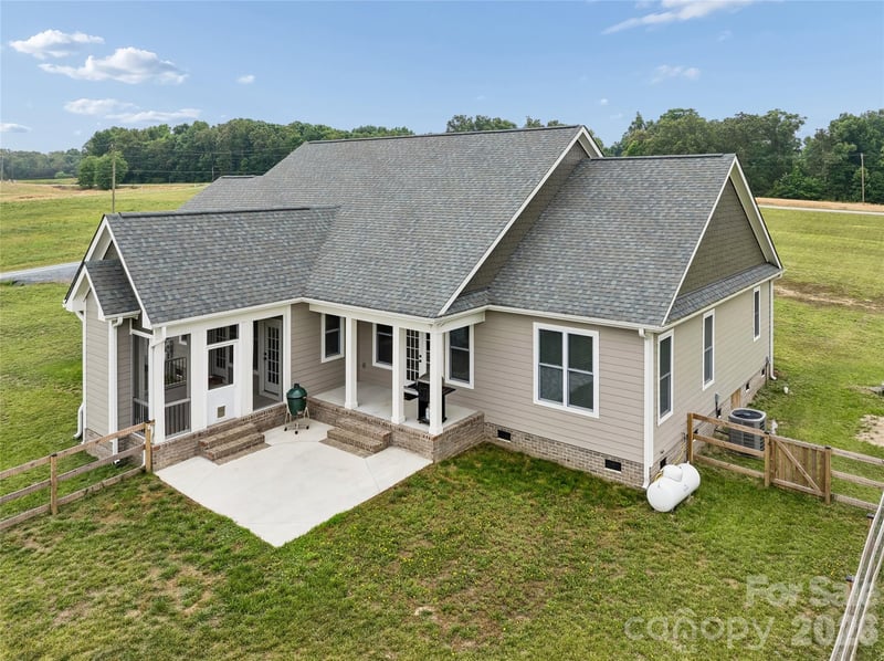 9005 Nc 218 Hw E, Marshville, NC 28103