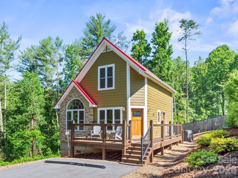 154 Dogwood Dr, Weaverville, NC 28787