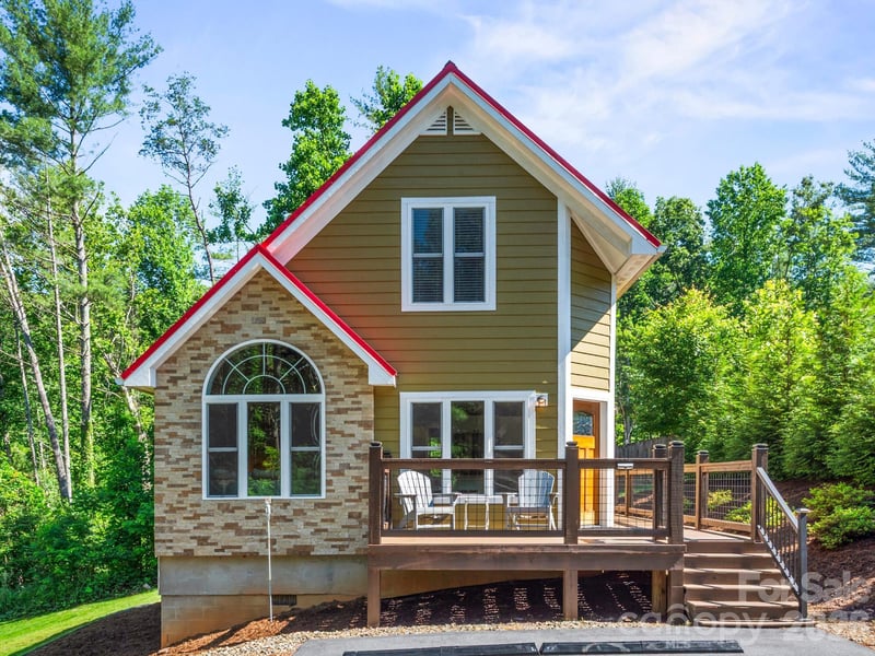154 Dogwood Dr, Weaverville, NC 28787