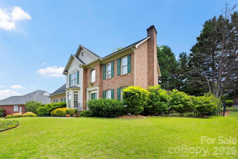 1964 Middleton Pl, Rock Hill, SC 29732