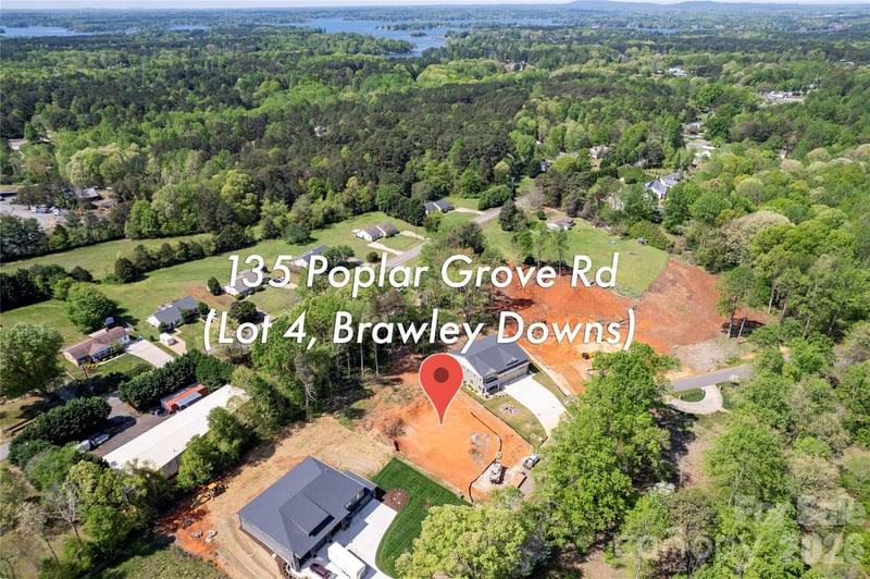 135 Poplar Grove Rd #4, Mooresville, NC 28117