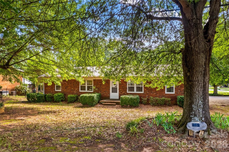 1059 Shearers Rd, Mooresville, NC 28115