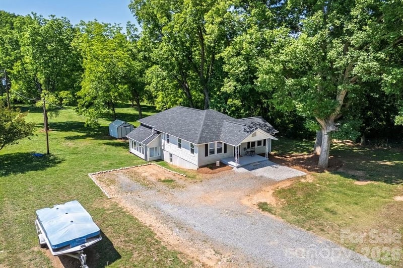 3407 Ratchford Dr, Gastonia, NC 28056