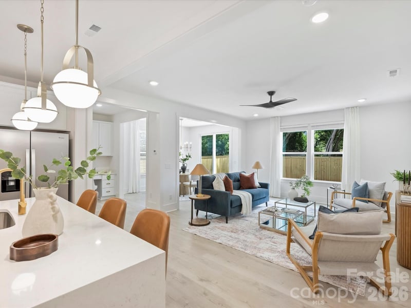 1125 E 35th St, Charlotte, NC 28205