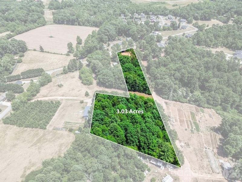 00 Cape Hickory Rd, Hickory, NC 28601