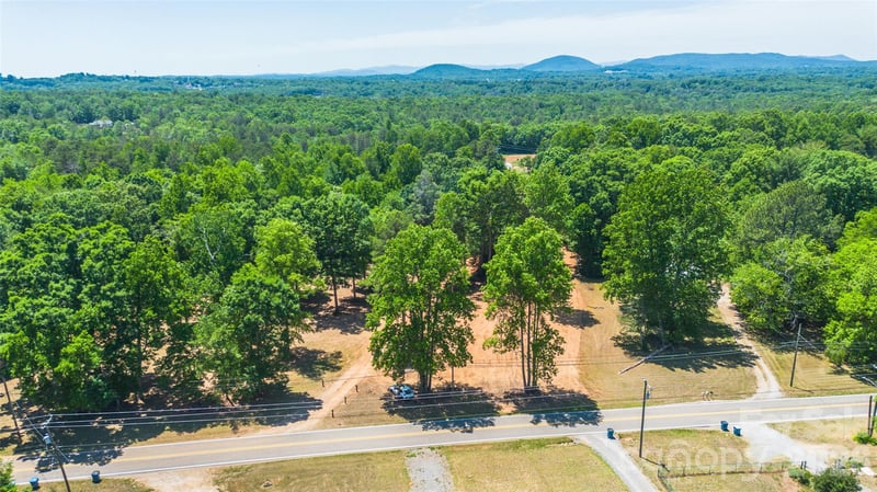 00 Cape Hickory Rd, Hickory, NC 28601