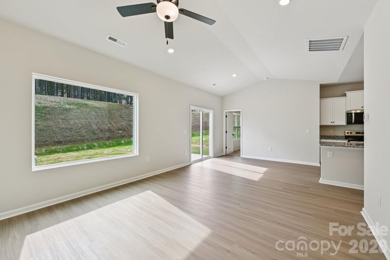 3413 Yorkshire Dr, Gastonia, NC 28052