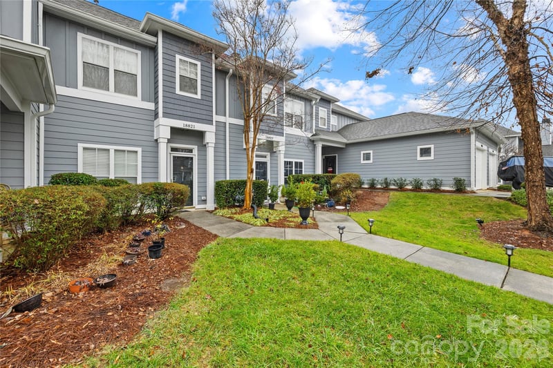 18821 Silver Quay Dr, Cornelius, NC 28031