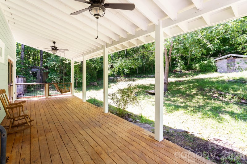 1621 Upward Way, Waynesville, NC 28786
