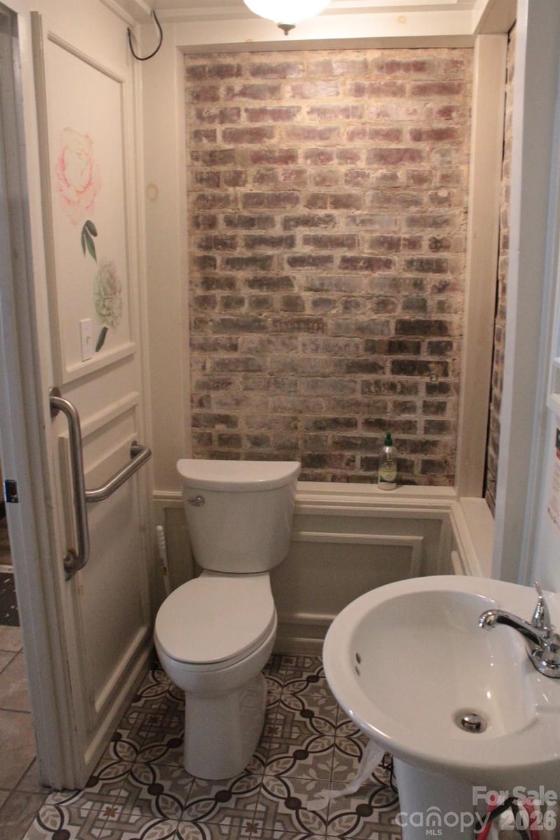 3 and 5 E Liberty St, York, SC 29745