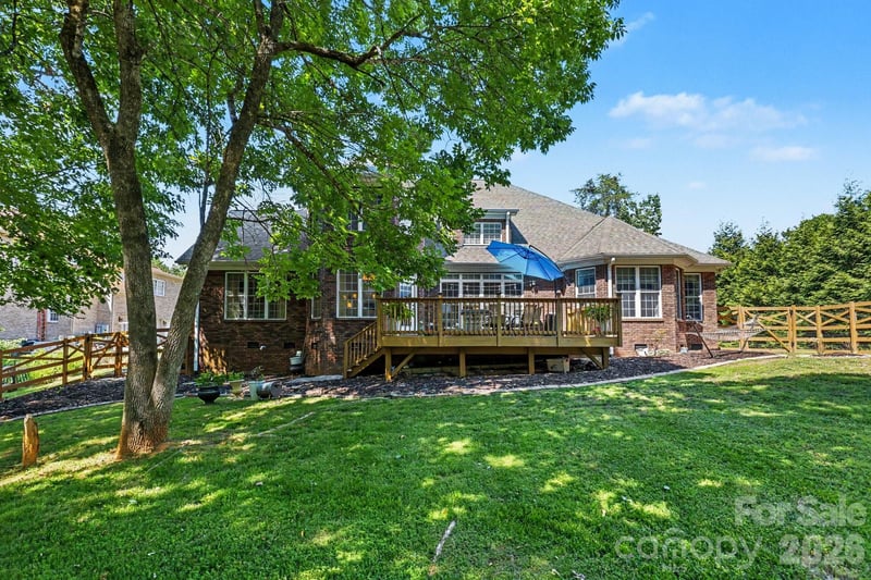 163 Evening Shadow Rd, Lake Wylie, SC 29710