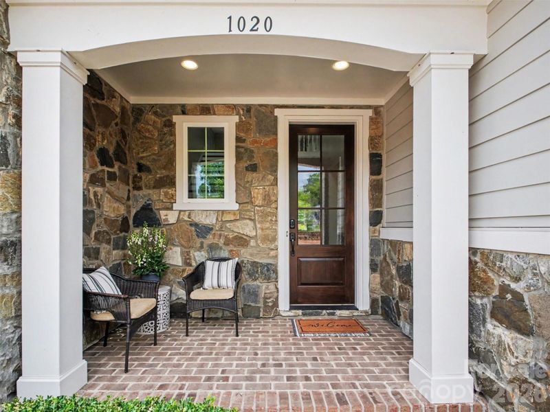 1020 N Sharon Amity Rd, Charlotte, NC 28211