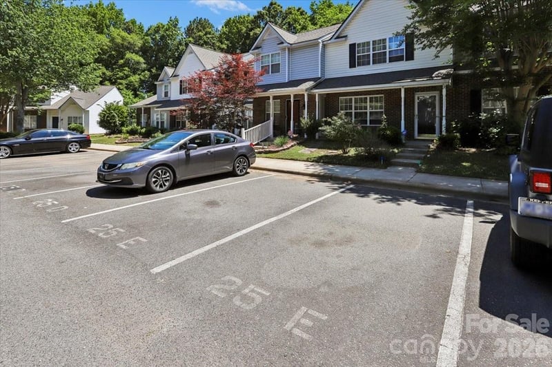 7543 Petrea Ln, Charlotte, NC 28227
