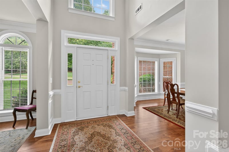 1900 Crestgate Dr, Waxhaw, NC 28173