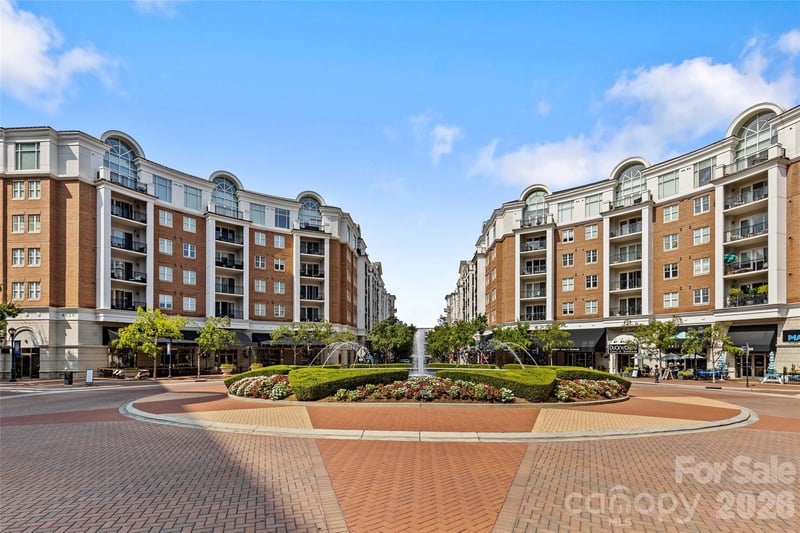 4620 Piedmont Row Dr #614, Charlotte, NC 28210