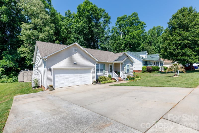 2312 Nuthatch Dr, Rock Hill, SC 29732