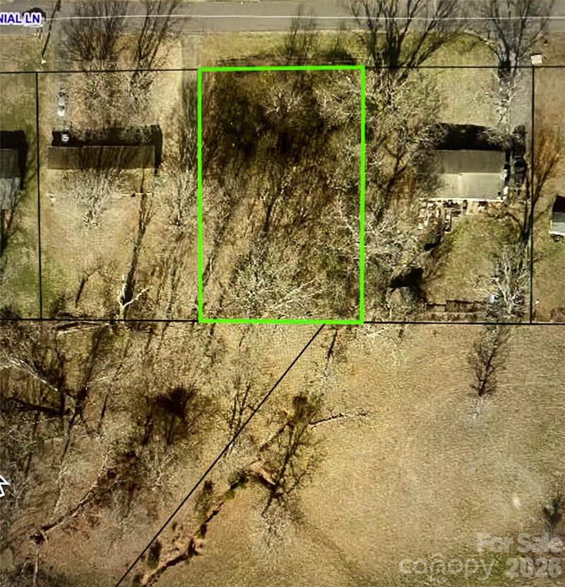 2061 Colonial Ln #17/E, Hickory, NC 28601