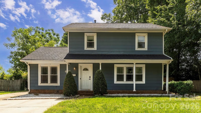 4900 Carriage Drive Cir, Charlotte, NC 28205