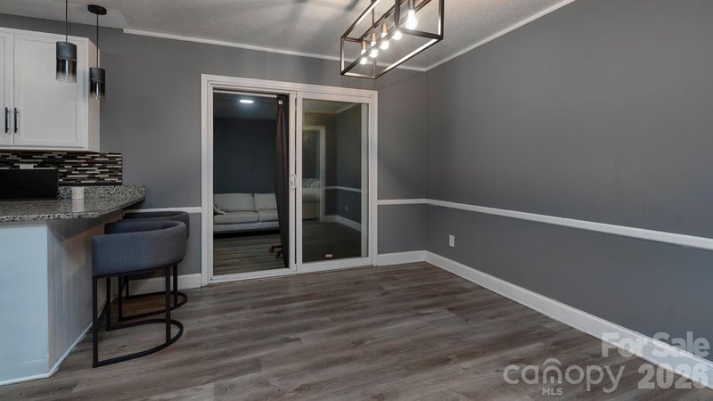 4900 Carriage Drive Cir, Charlotte, NC 28205