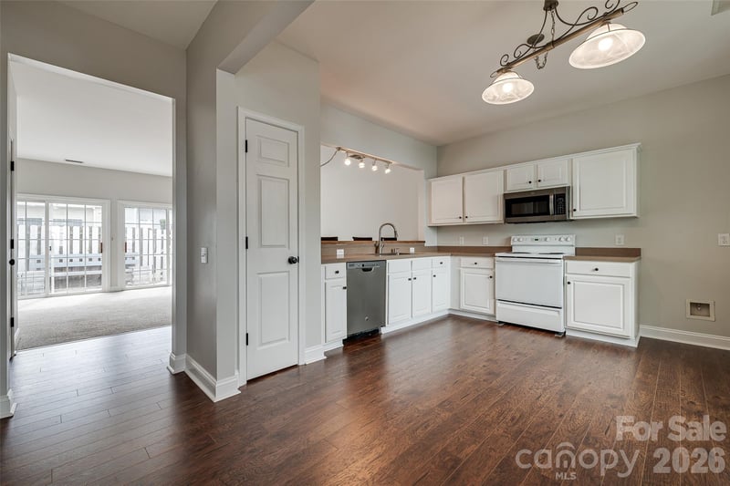 3186 Mannington Dr, Charlotte, NC 28270