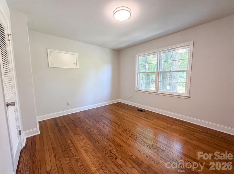 1438 Buckingham Ave, Gastonia, NC 28054