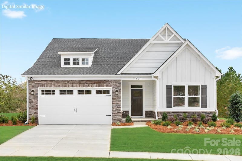 913 Heathway Dr, Charlotte, NC 28213