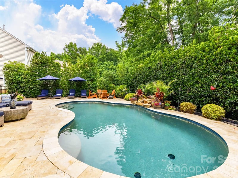 5021 Helena Park Ln, Matthews, NC 28105