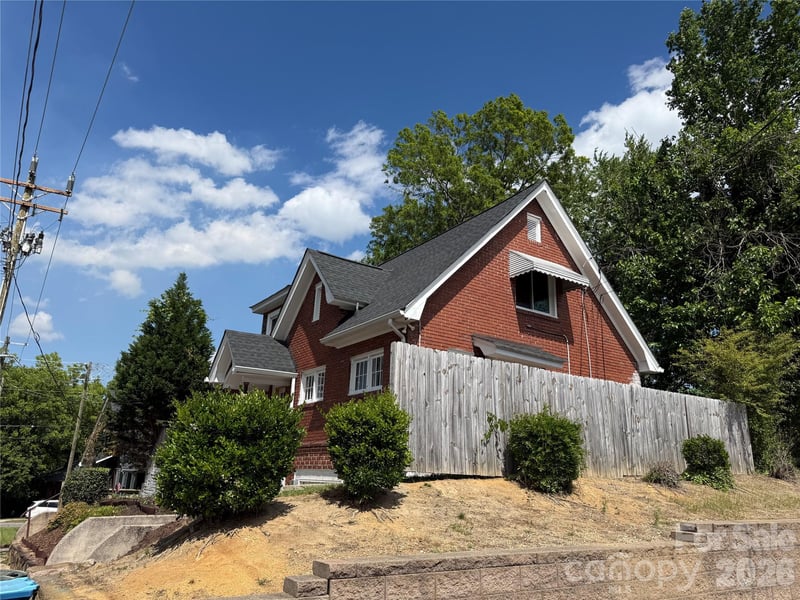 125 N Caldwell St, Salisbury, NC 28144