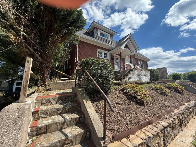 125 N Caldwell St, Salisbury, NC 28144