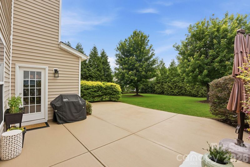 524 Rosemary Ln, Tega Cay, SC 29708