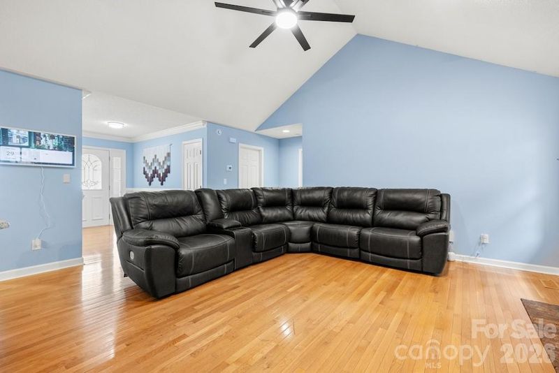 4403 Hubbard Rd, Charlotte, NC 28269