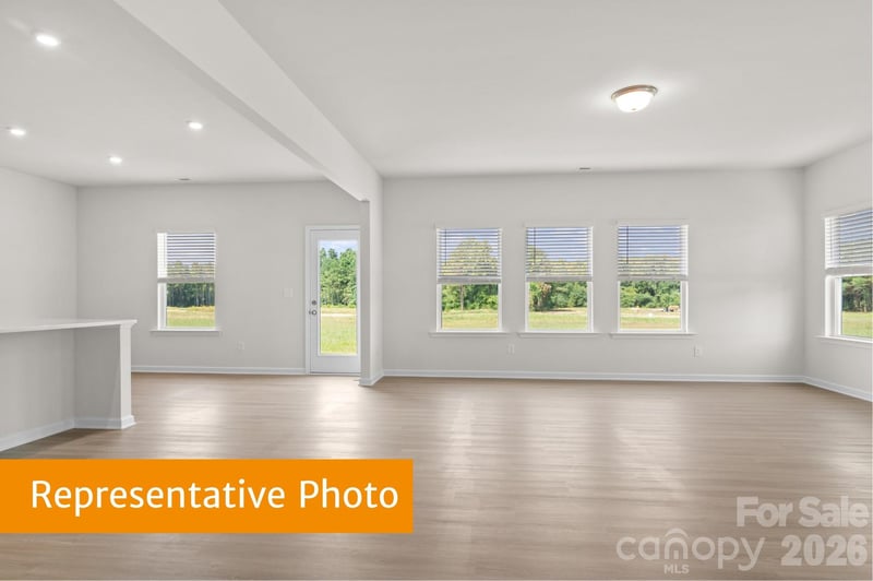 4235 Ruth Creek Ct, Charlotte, NC 28216