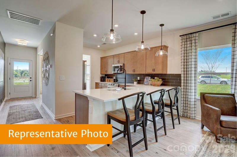 4231 Ruth Creek Ct, Charlotte, NC 28216