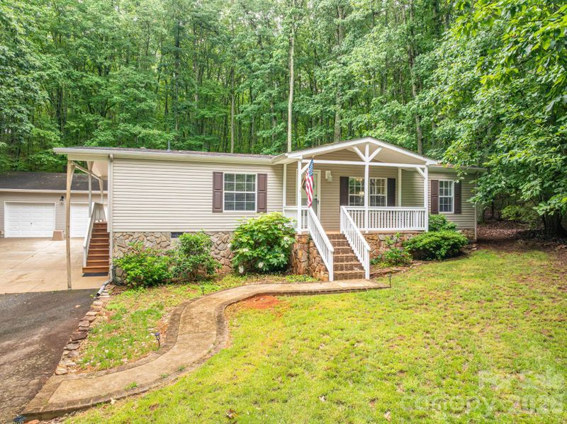 5043 Pebble Stone Rd, Maiden, NC 28650