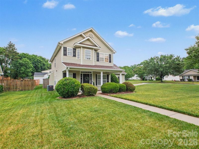 2243 Oakhurst Ct, Kannapolis, NC 28081
