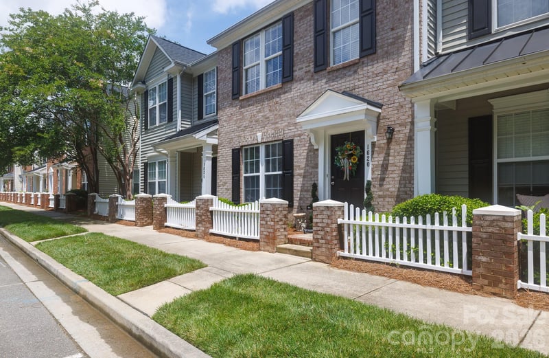 1620 Chamberside Dr, Rock Hill, SC 29730
