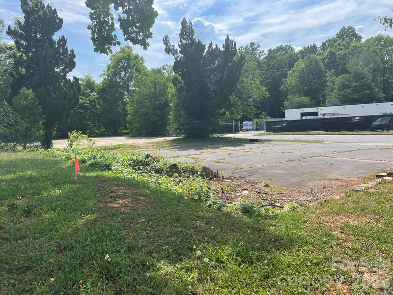 2300 E Independence Blvd, Charlotte, NC 28205