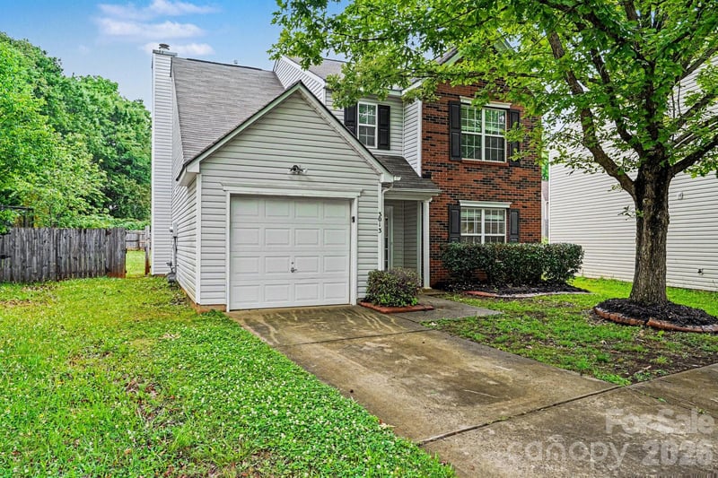 3013 Robin Terry Ct, Charlotte, NC 28208