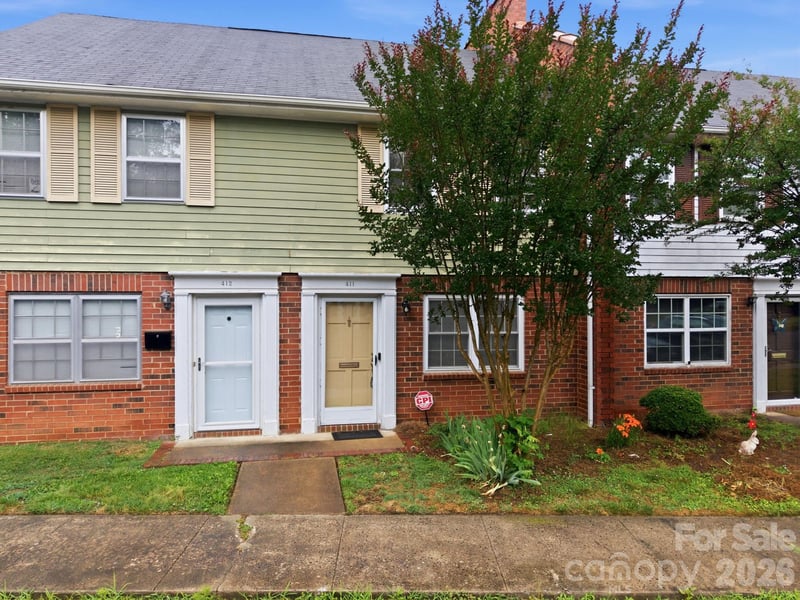 1300 Larchmont Pl #411, Salisbury, NC 28144