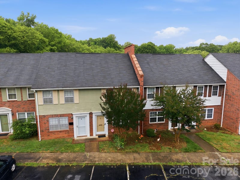 1300 Larchmont Pl #411, Salisbury, NC 28144