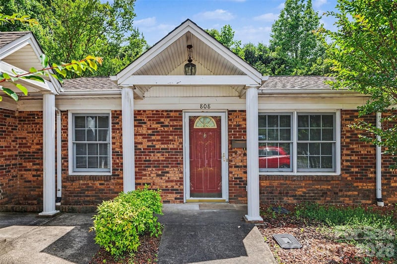 808 Floyd Ln, Gastonia, NC 28052