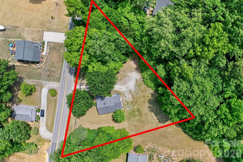 540 W Park Ave, Mooresville, NC 28115