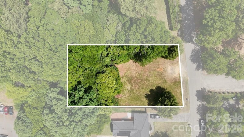 8616 Sharonbrook Dr, Charlotte, NC 28210