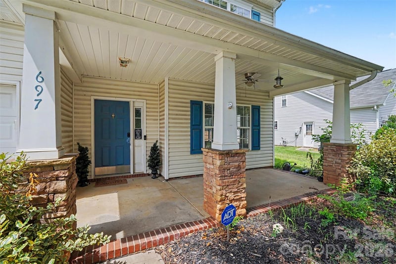697 Yvonne Dr SW, Concord, NC 28027
