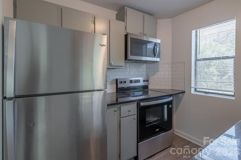 8216 Cedar Glen Dr, Charlotte, NC 28212