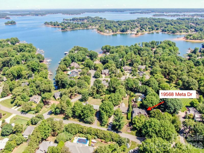 19568 Meta Rd, Cornelius, NC 28031